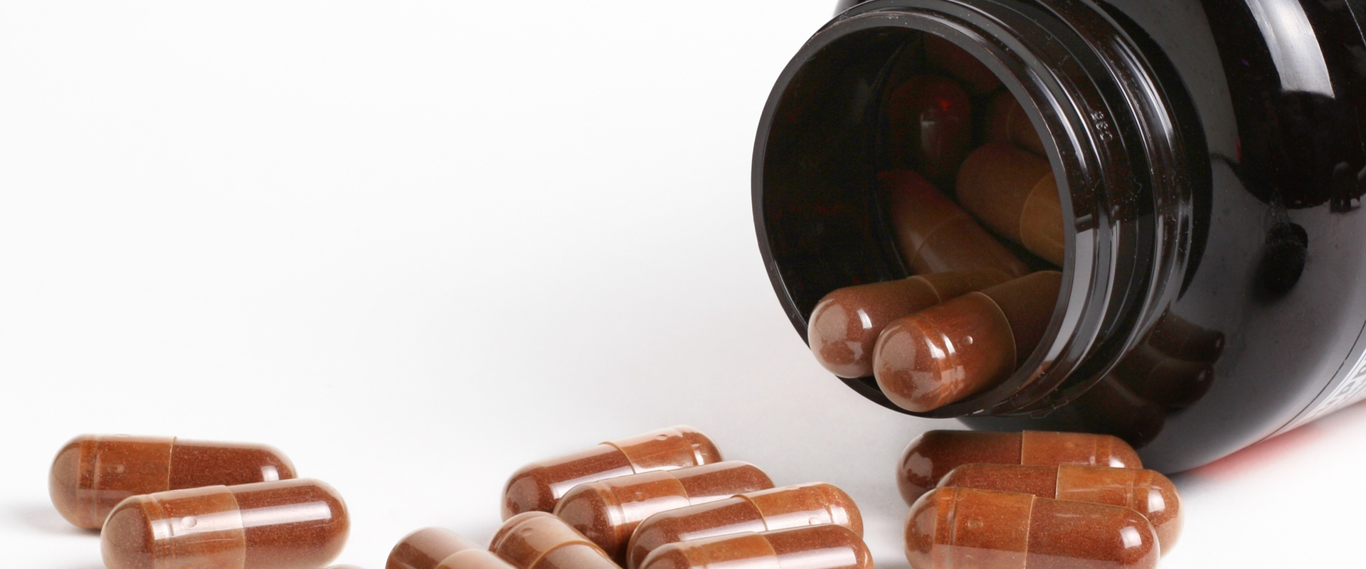 SẢN XUẤT SẢN PHẨM THEO CÔNG THỨC CÓ SẴN ĐỘC QUYỀN TẠI BIOTECH PHARM